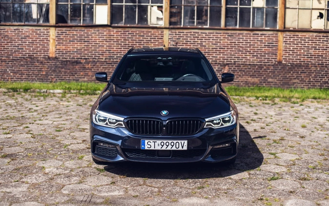 BMW Seria 5 cena 116590 przebieg: 134000, rok produkcji 2019 z Tychy małe 667